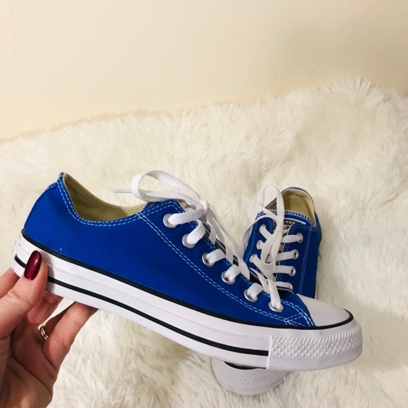 hyper blue converse